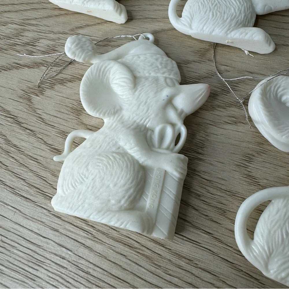 White Plastic Christmas Mice Flat Vintage Ornaments Lot Of 11 MCM Classic‎ Tacky